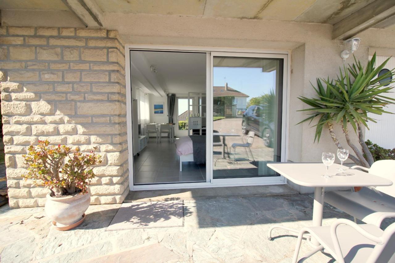 Chez Regine Apartment Arromanches-les-Bains Exterior photo